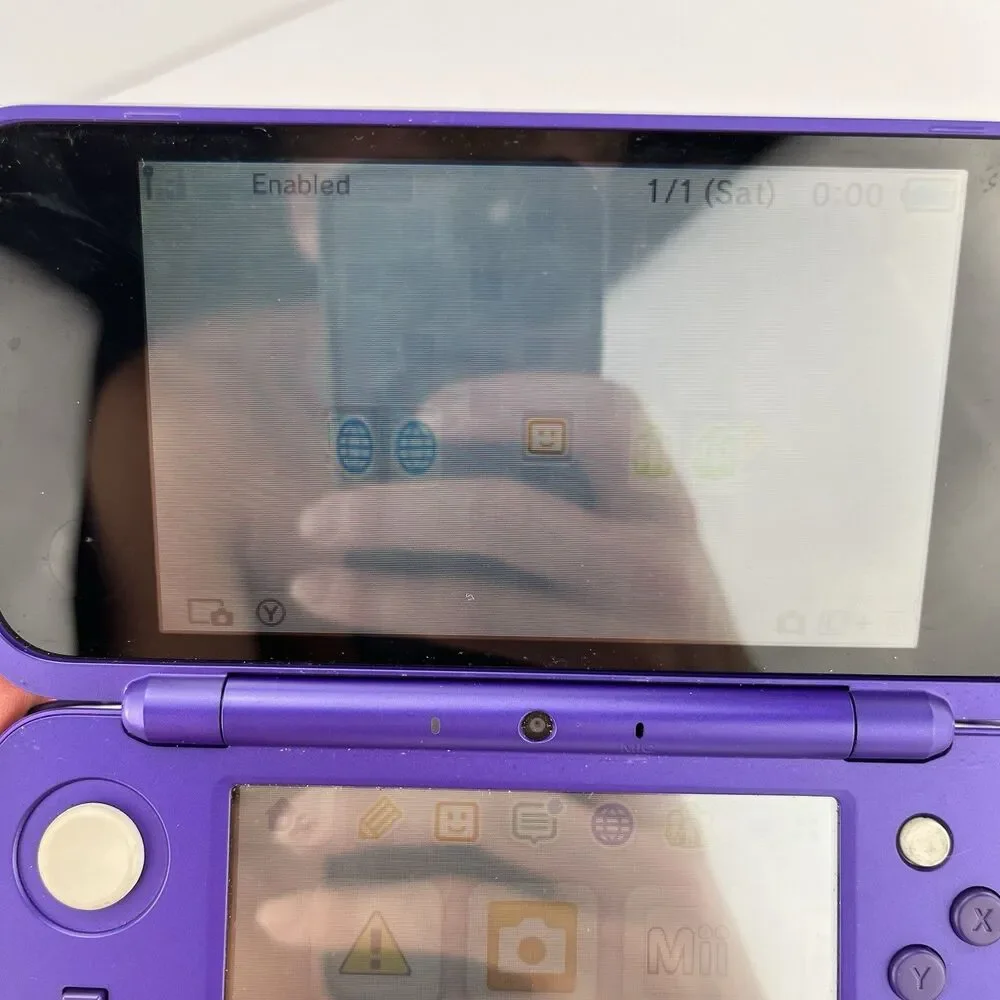 Nintendo 2DS XL Purple Handheld Console Nintendo 4GB Touchscreen JAN-001